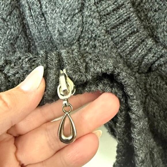 Aran Crafts Wool Hoodie Cardigan Coat Charcoal Cable Knit Cottagecore XS Ireland - Picture 5 of 8